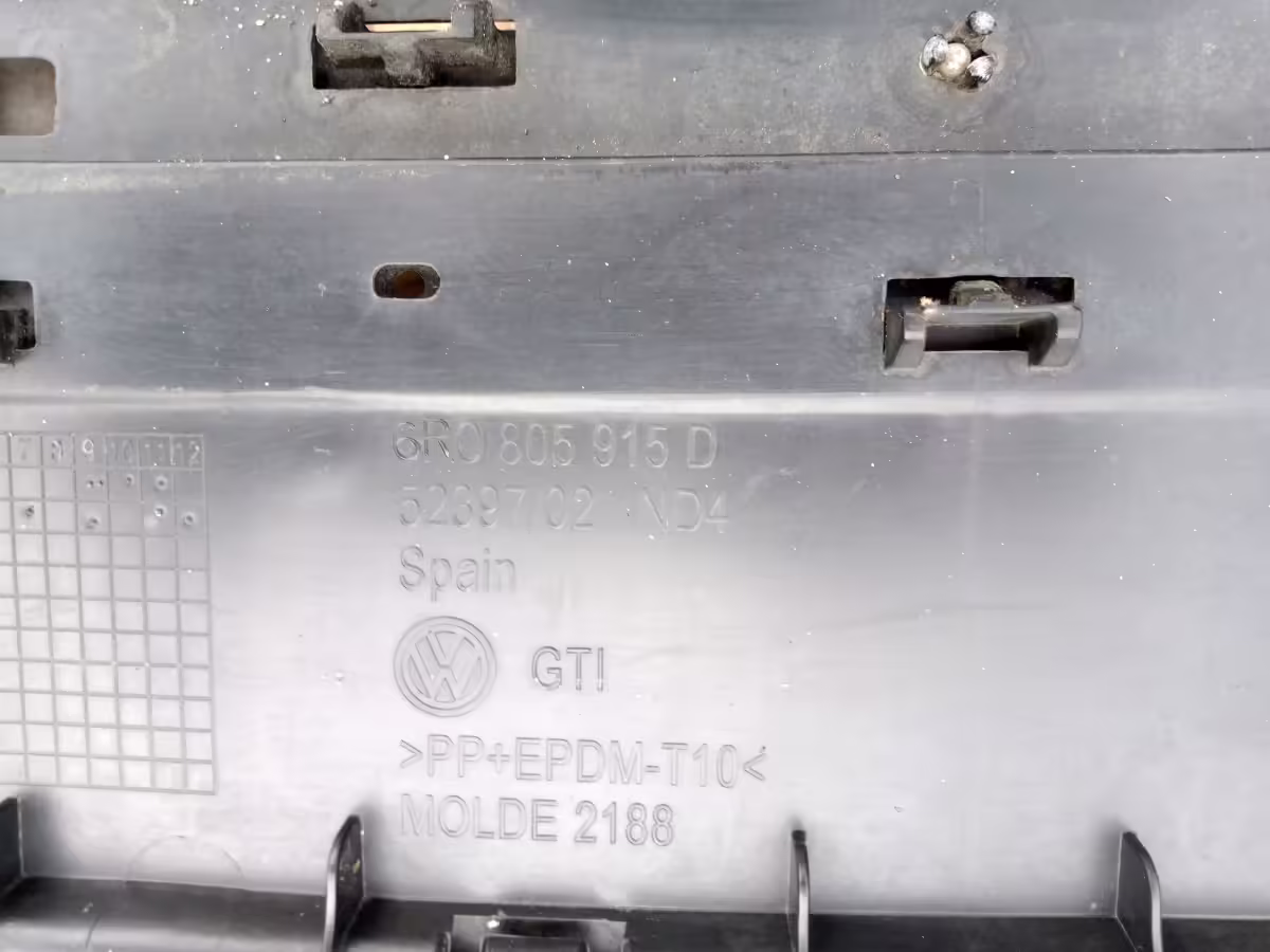 6R0805915D9B9 - Spoiler; GTI [10/10]