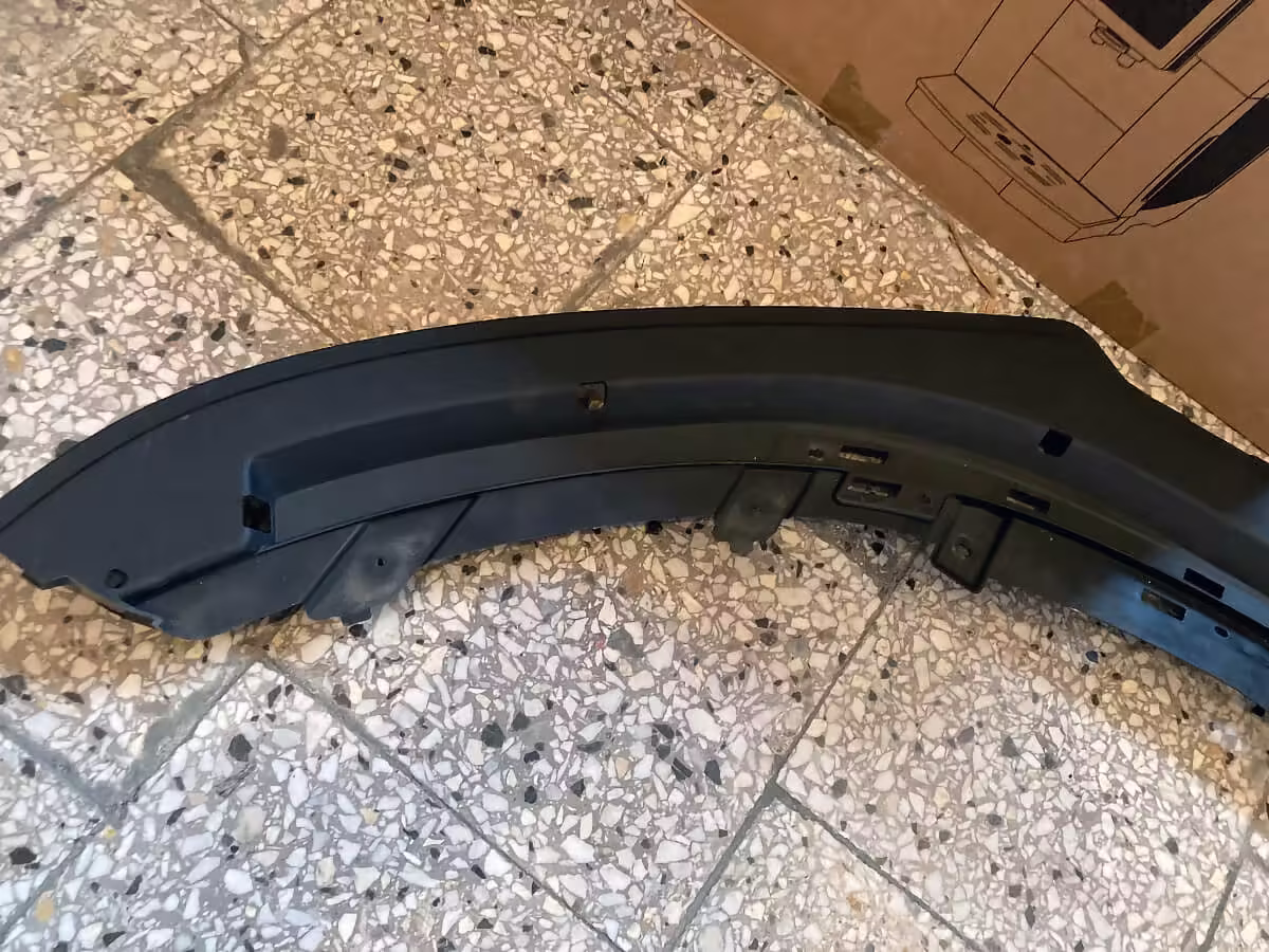 6R0805915H9B9 - Retainer for spoiler; R WRC Street [10/15]