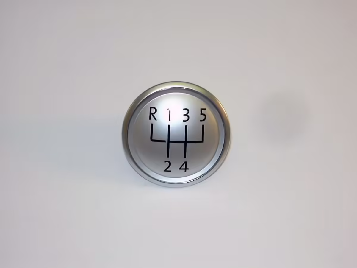 6R0711144B - Badge [2/2]