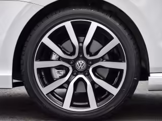 Alloy wheel 17"; 'Serron'