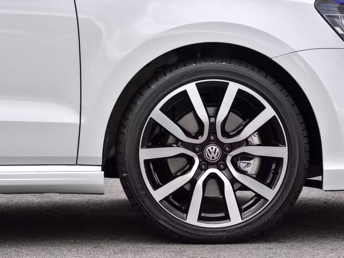 6R0601025AGFZZ - Alloy wheel 17"; 'Serron' [2/27]