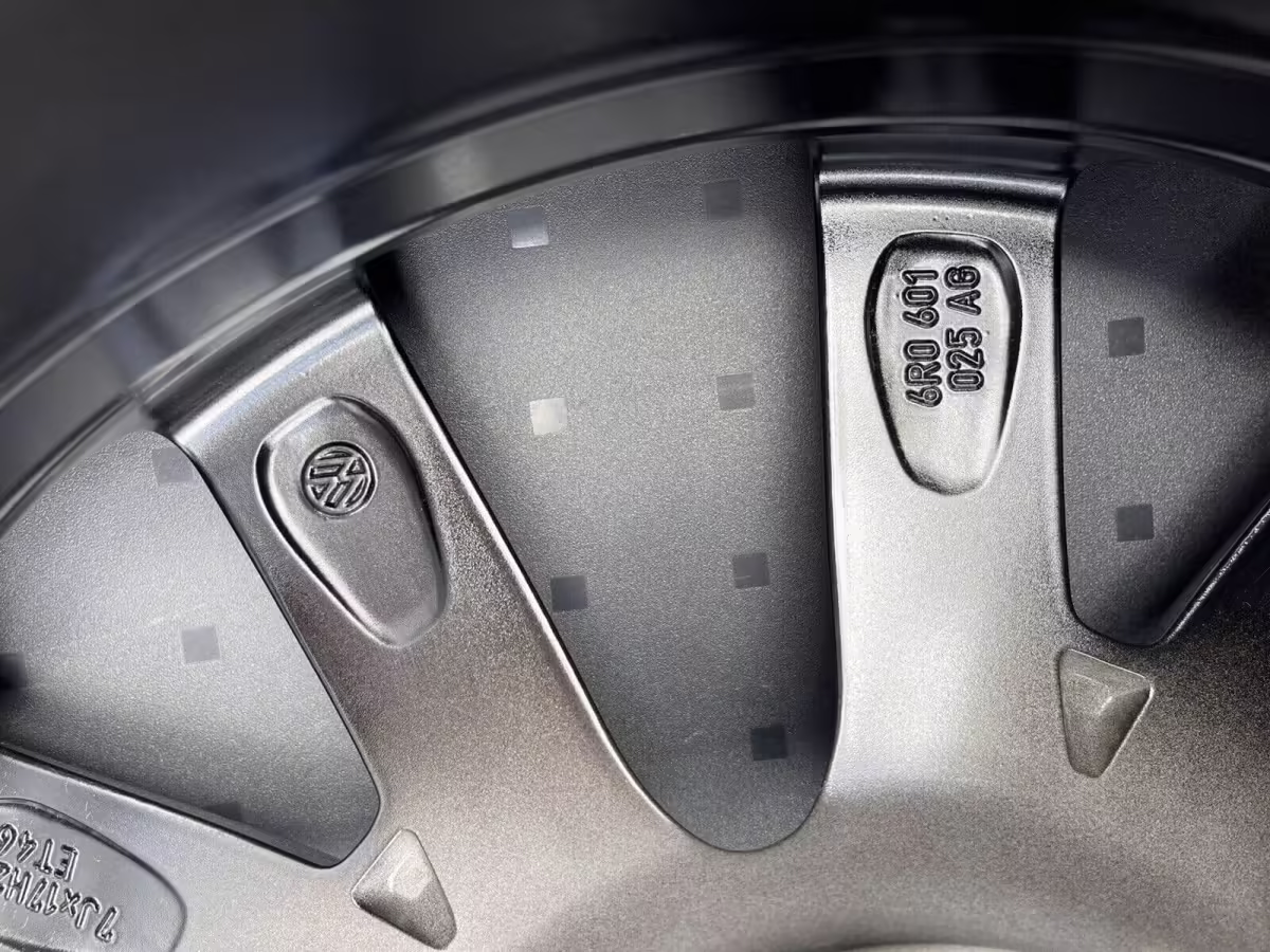 6R0601025AGFZZ - Alloy wheel 17"; 'Serron' [24/27]