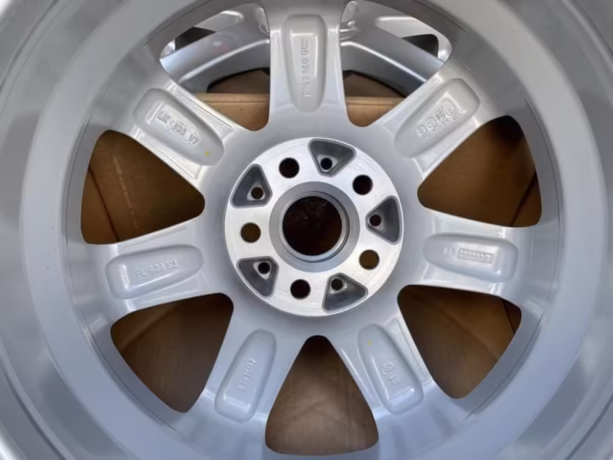 6R0071496B8Z8 - 16" Aluminiumrad; "7 Speichen" [8/15]