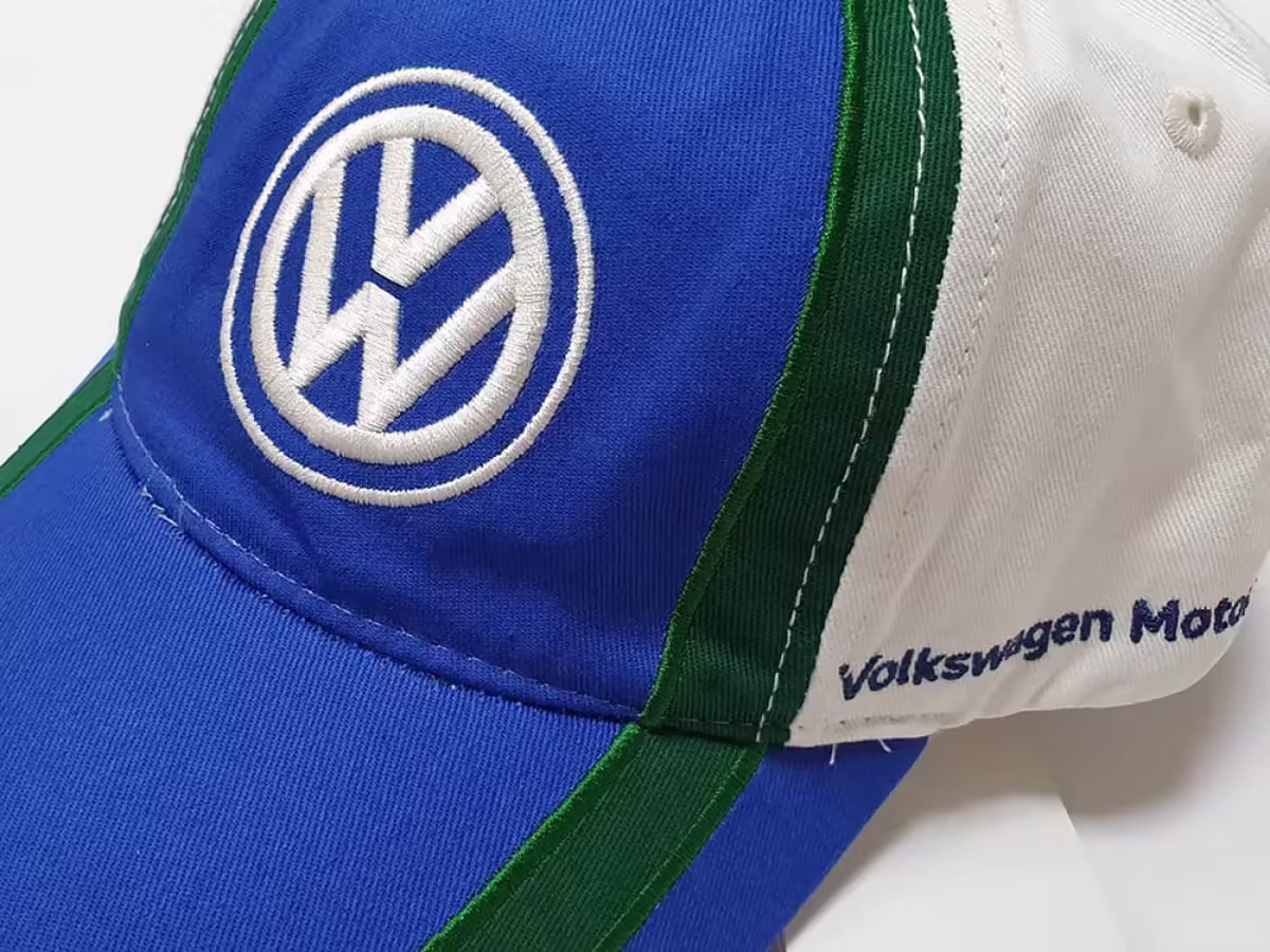 5NG084300A - Baseballkappe; Motorsport [3/18]