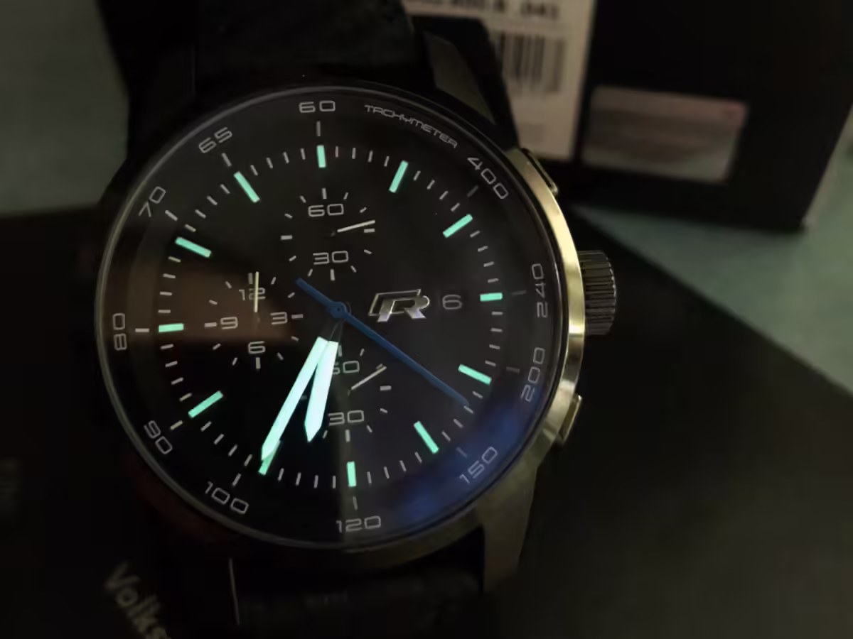 7P0050800B041 - Wrist watch; R [4/16]