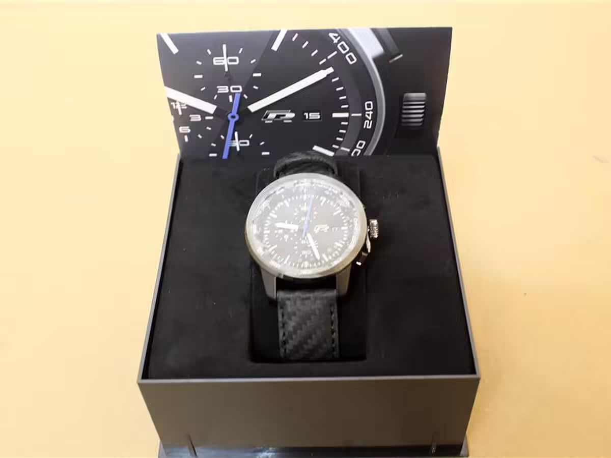 7P0050800B041 - Wrist watch; R [8/16]