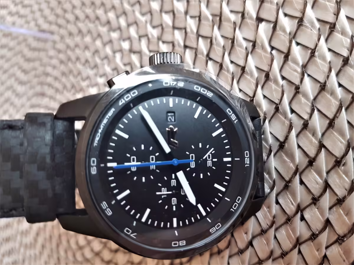7P0050800B041 - Wrist watch; R [12/16]