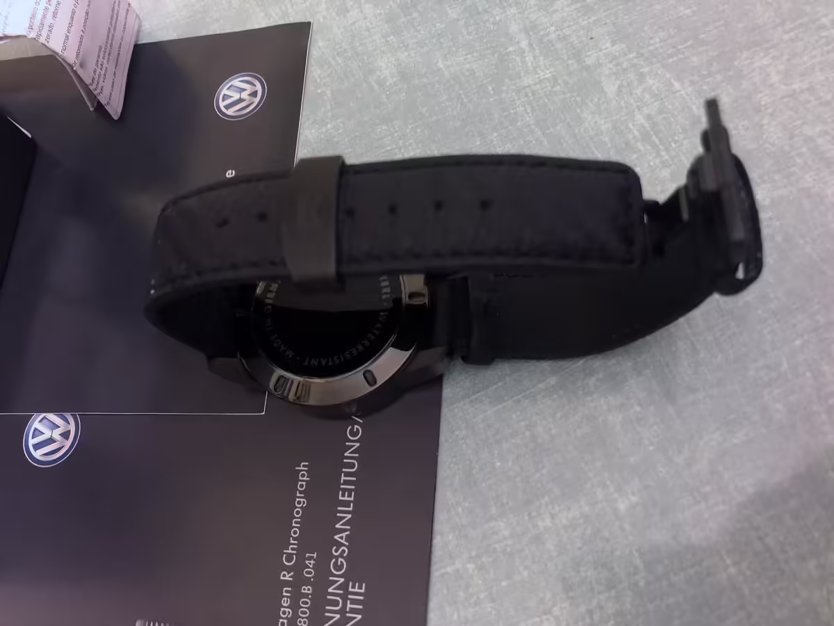 7P0050800B041 - Wrist watch; R [15/16]