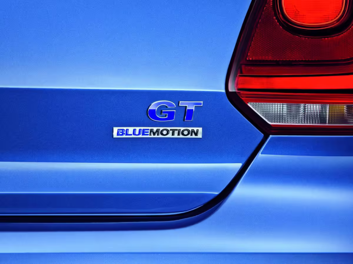 6R0853675SAFL - GT badge emblem; rear [4/4]