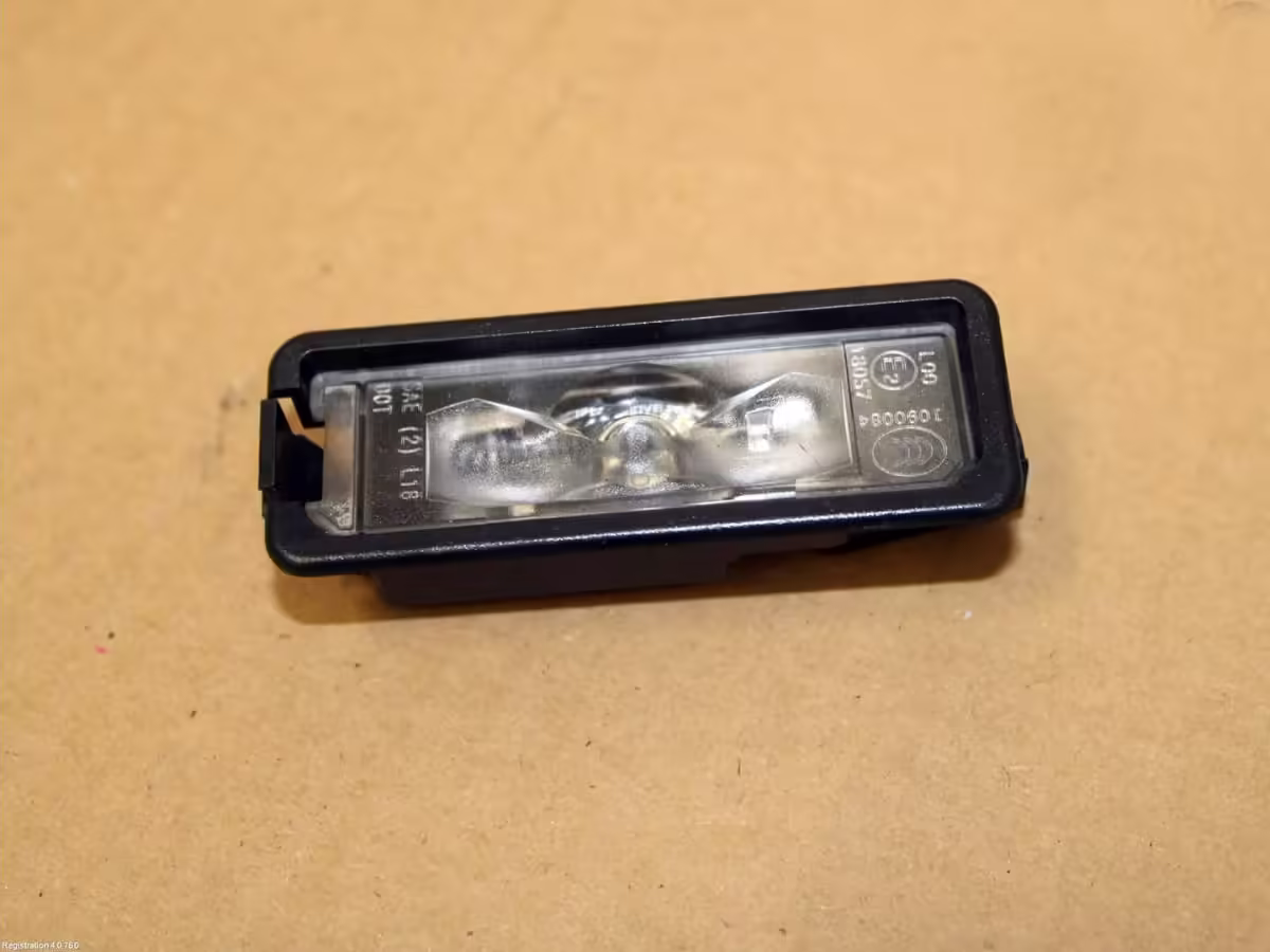 3G5943021 - Lampka tablicy rejestracyjnej LED V2 [5/11]