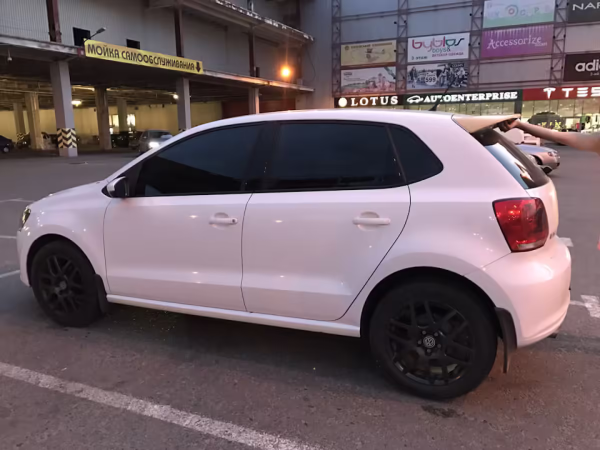 6R0071646GRU - Spoiler dachowy [4/22]