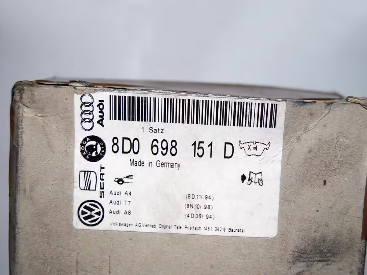 8N0698151D - Bremsbelagsatz; vorne ⌀334mm [6/9]