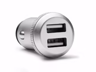 Zwei USB-Ladebuchsen