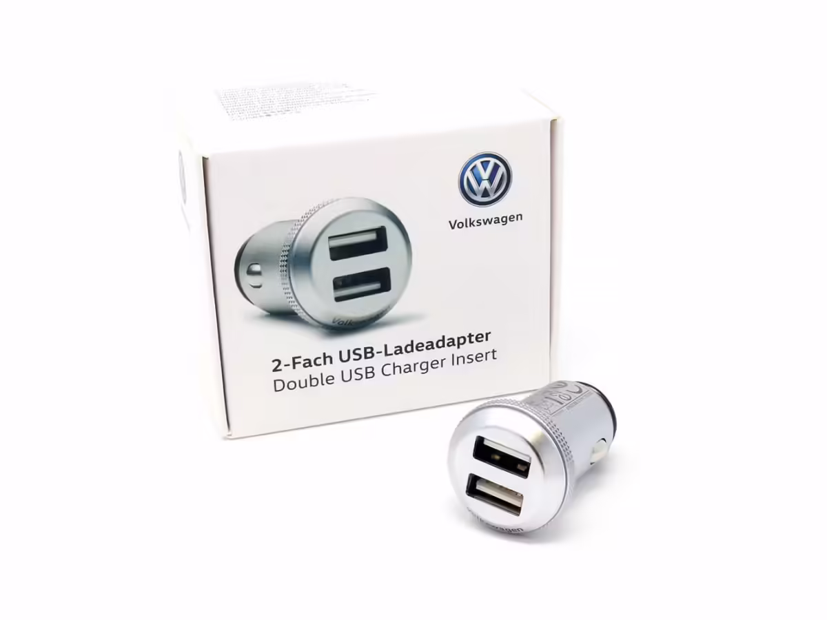 000051443D - Podwójne gniazdo ładowania USB [2/21]