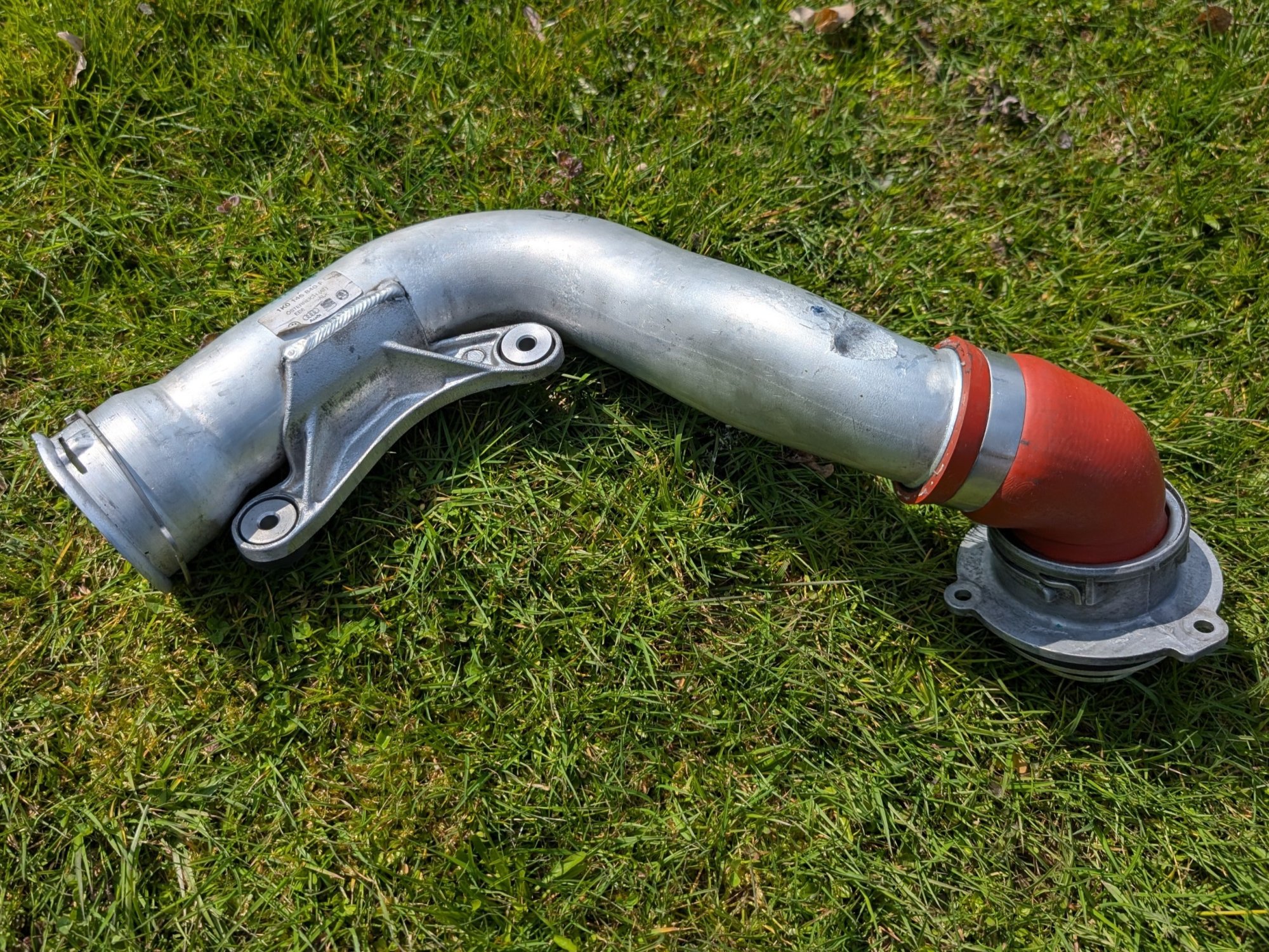 1K0145762BM - Scirocco R / Audi S3 8P pressure pipe [2/11]