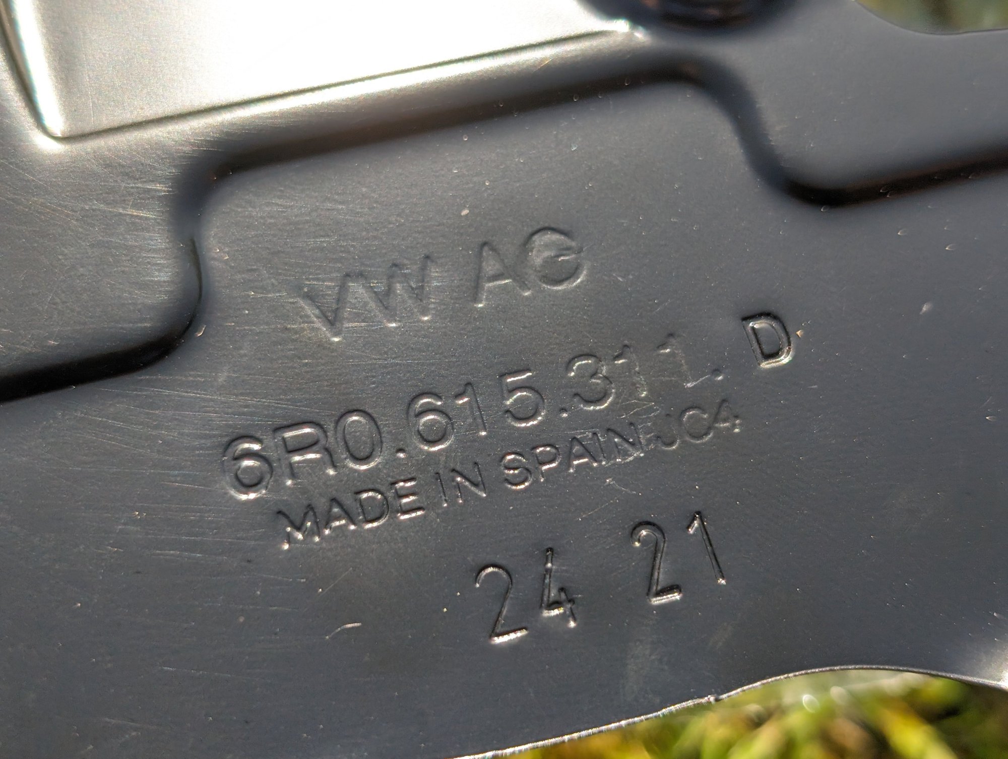 6R0615311D  - Brake disc cover plate [3/6]