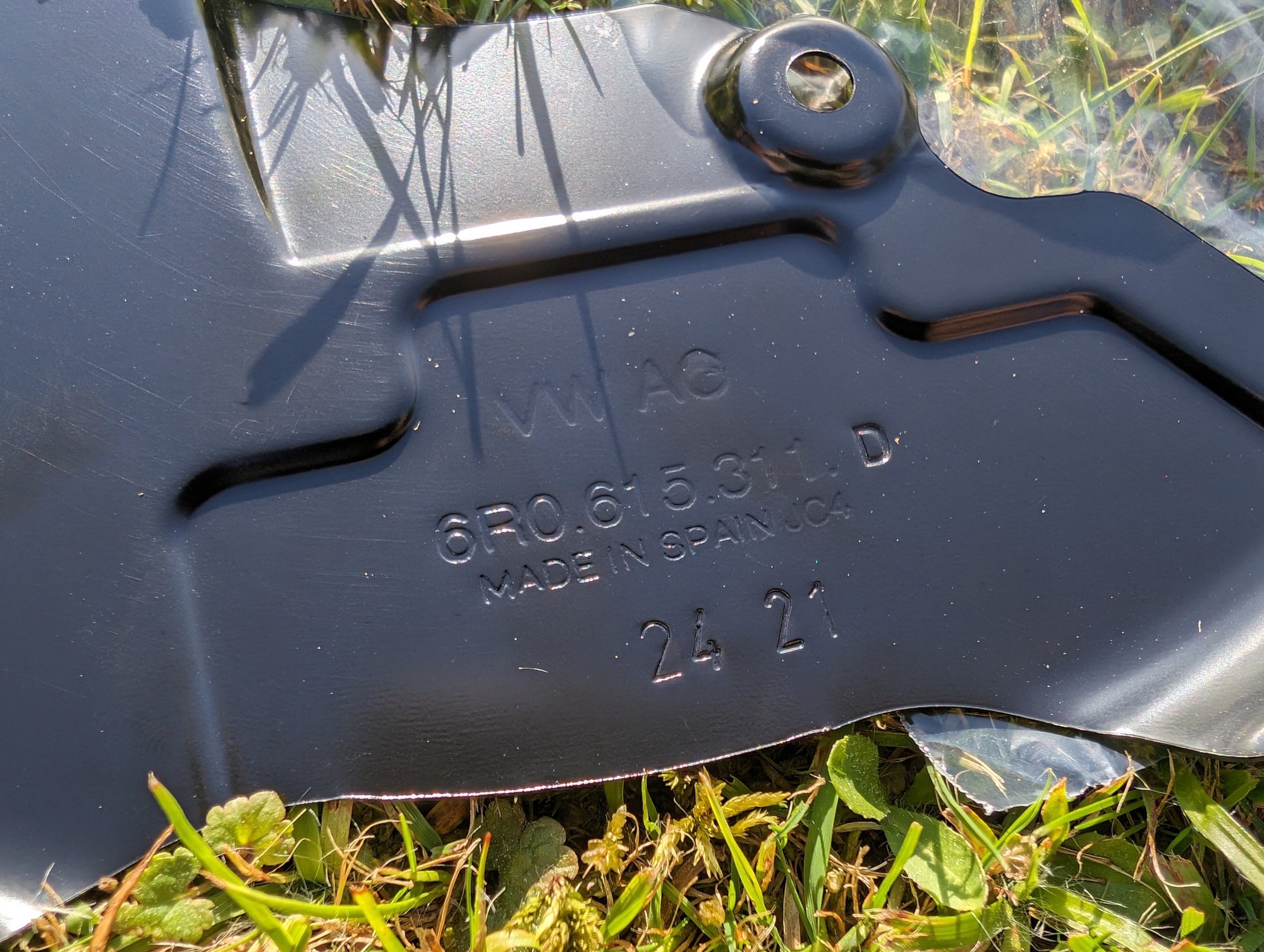 6R0615311D  - Brake disc cover plate [4/6]