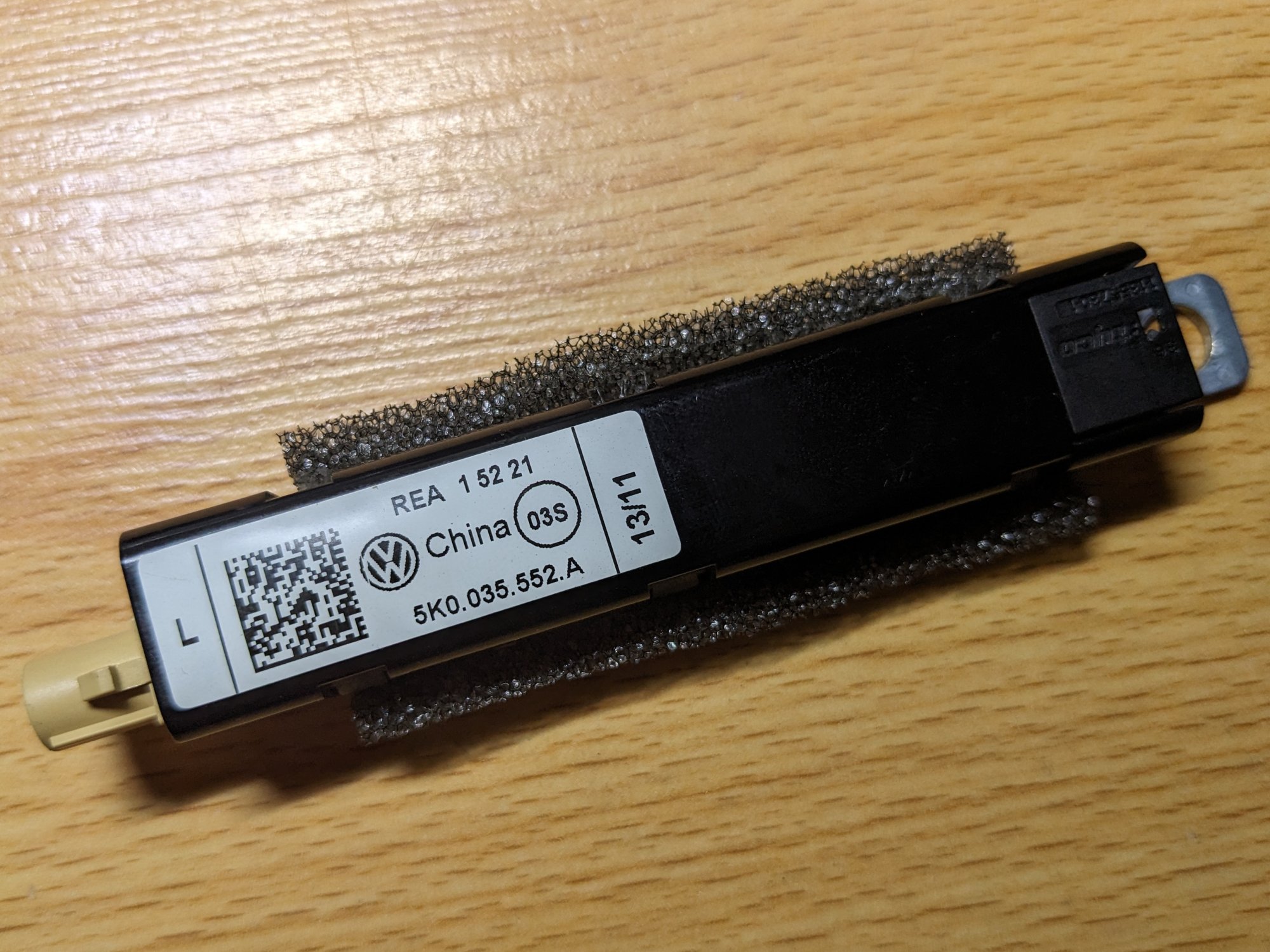 AM/FM antenna amplifier
