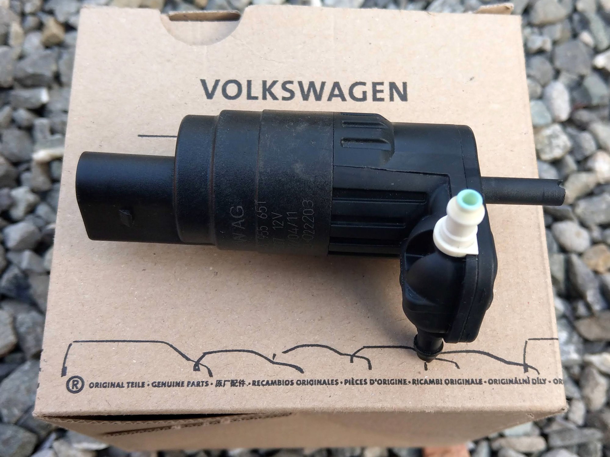 Windshield washer pump