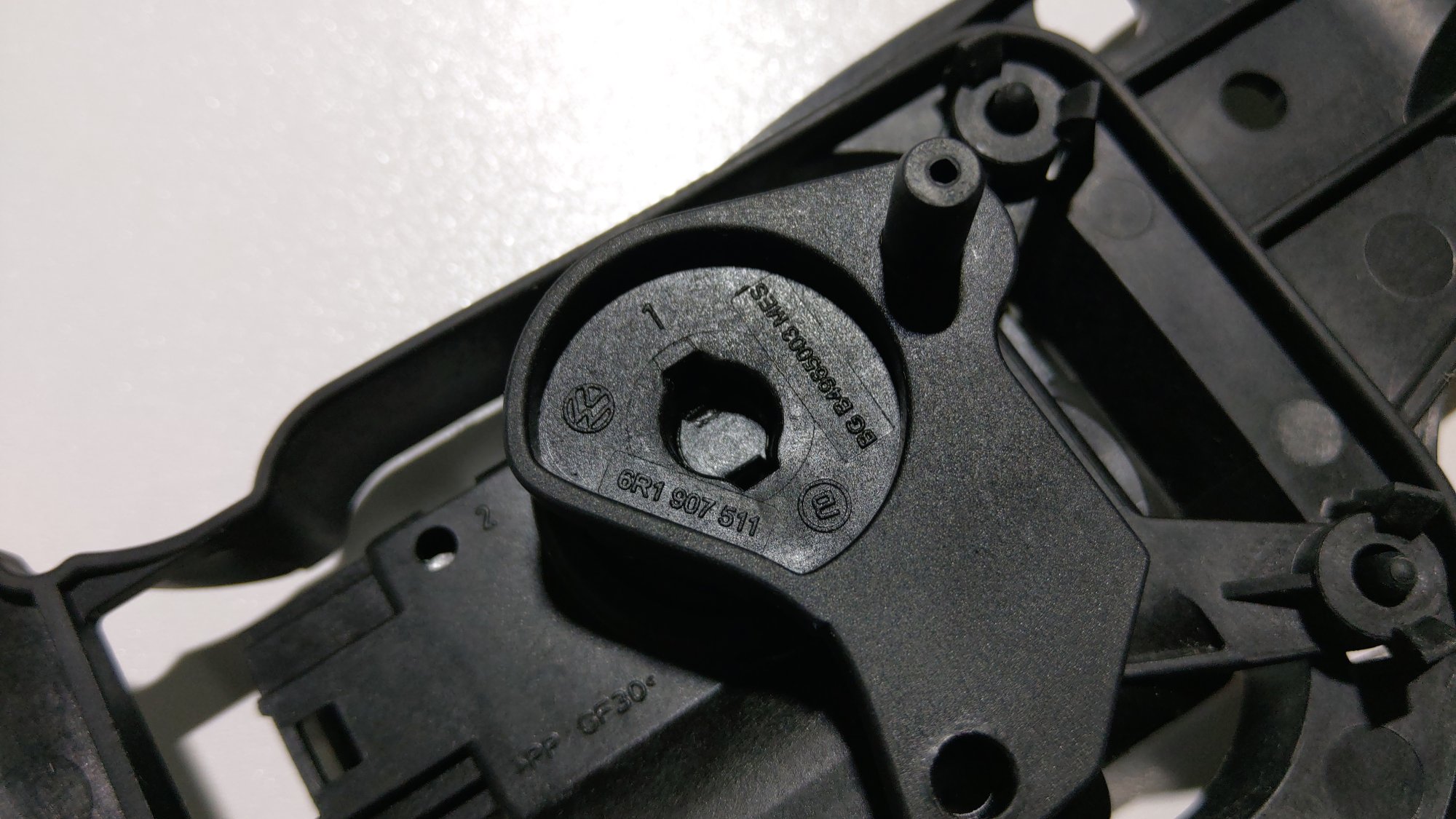 6R1907511A - V154 setting motor [6/7]