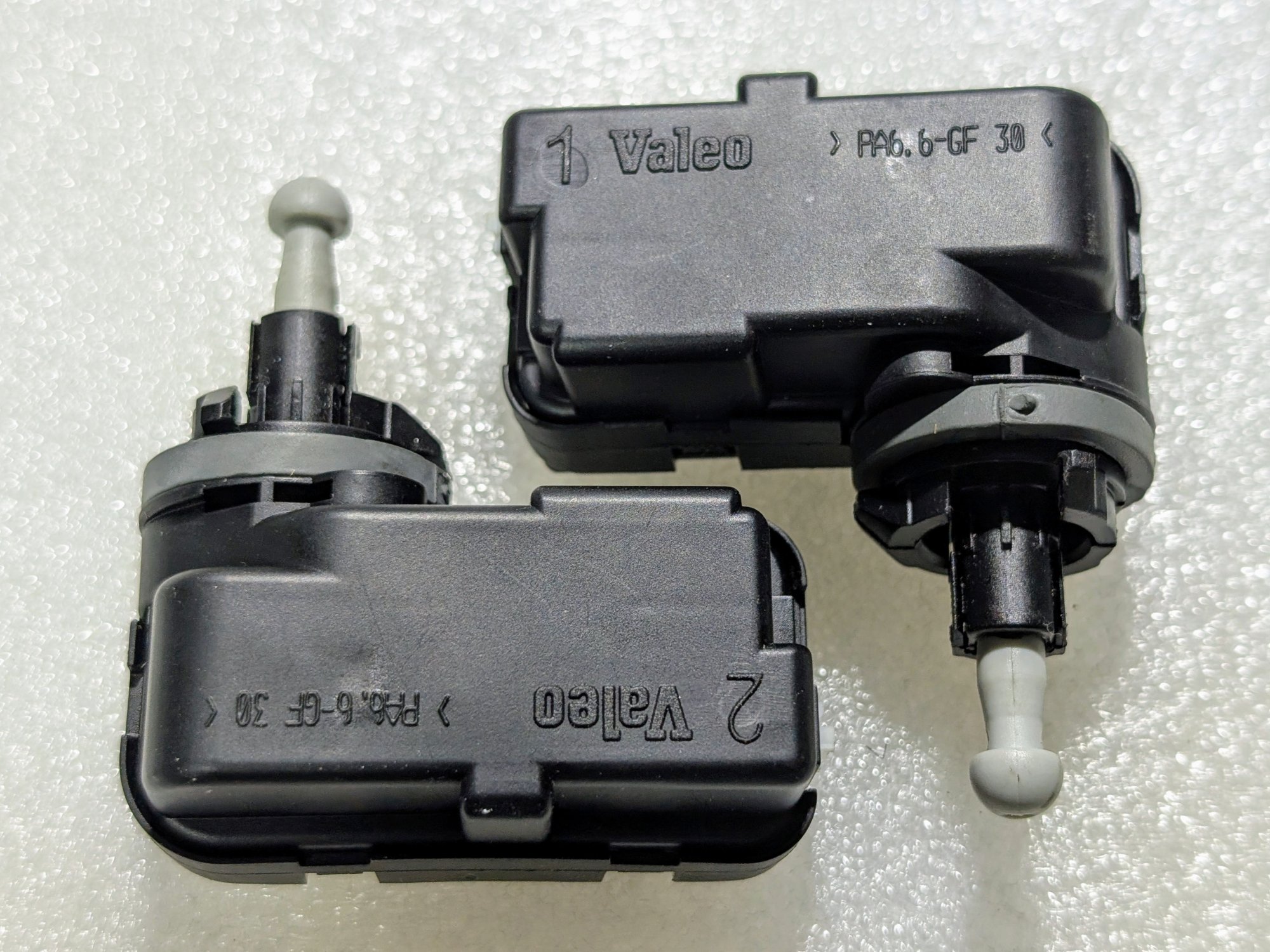 5P0941295 - Headlight adjustment motor [3/6]