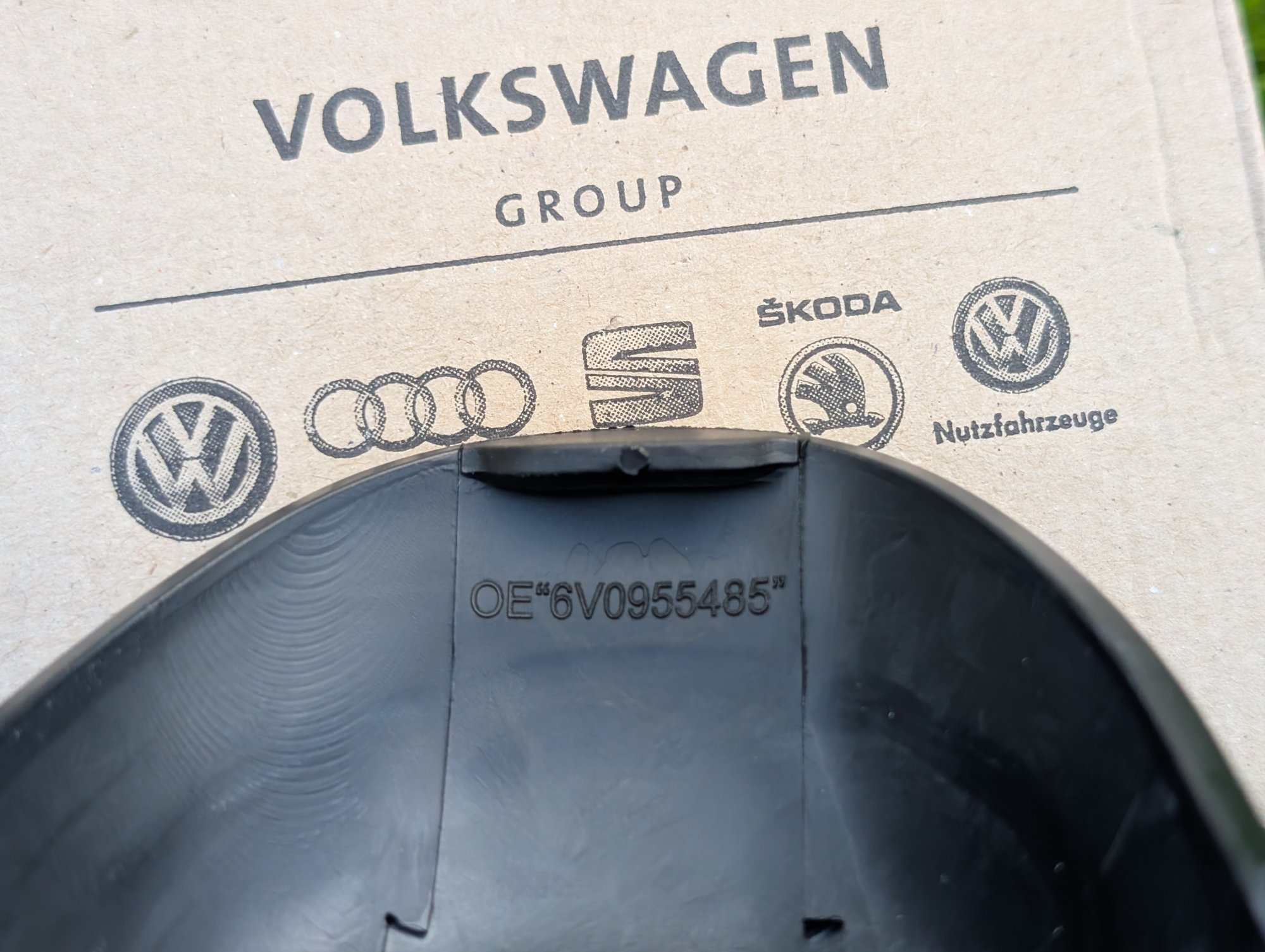 6V0955485 - Washer fluid funnel [3/12]