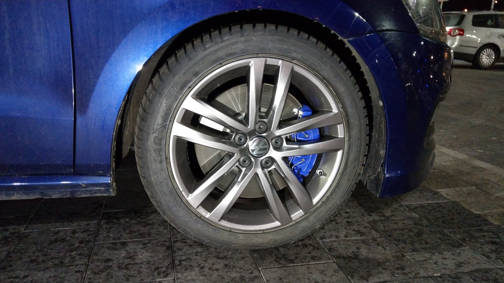 6C0601025JZ49 - 4 * Salvador 16" rim [2/10]
