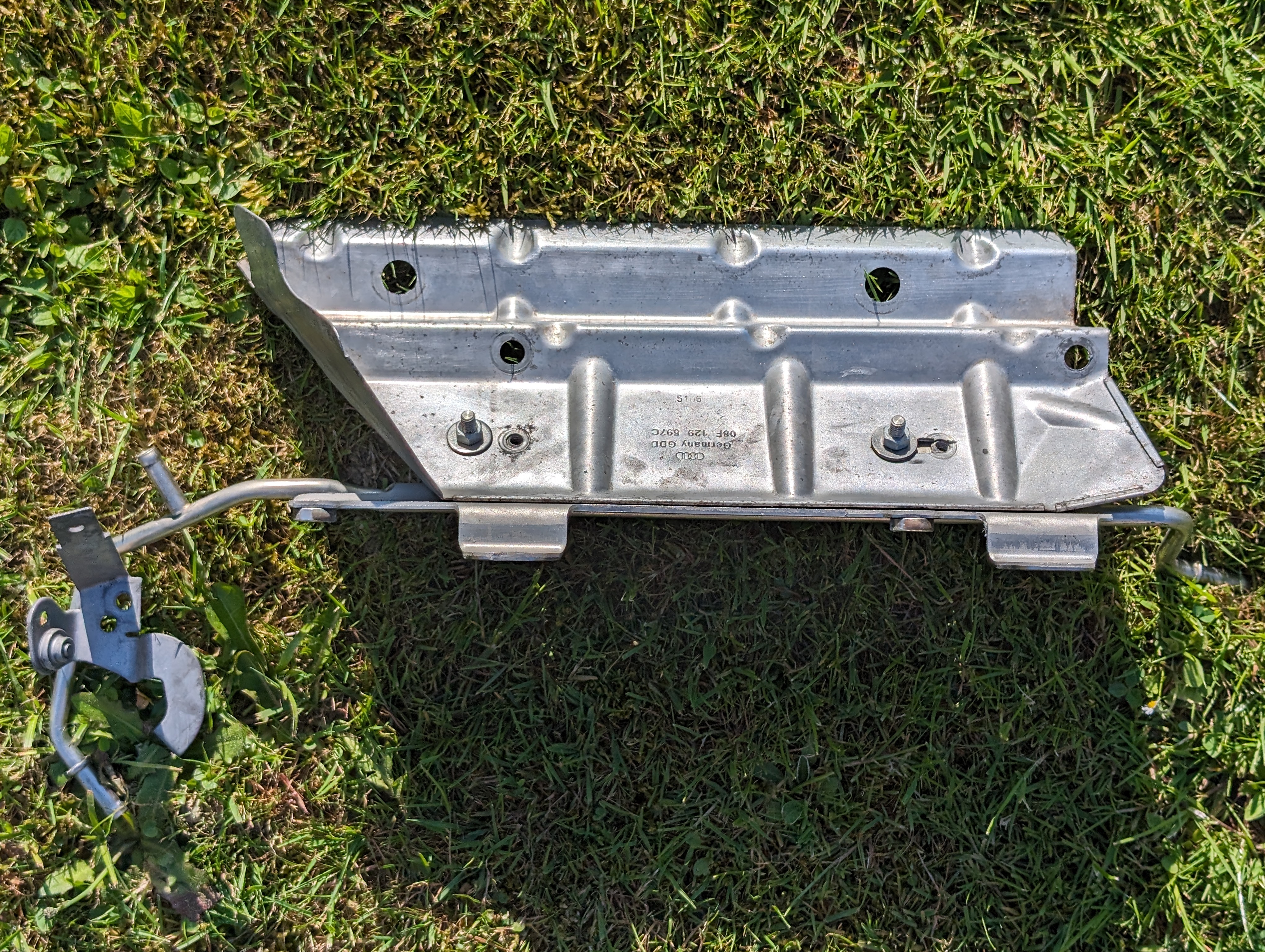 Blacha termiczna + przewód płynu chłodzącego Scirocco R, Golf 6 R20, Cupra R 2.0 TSI