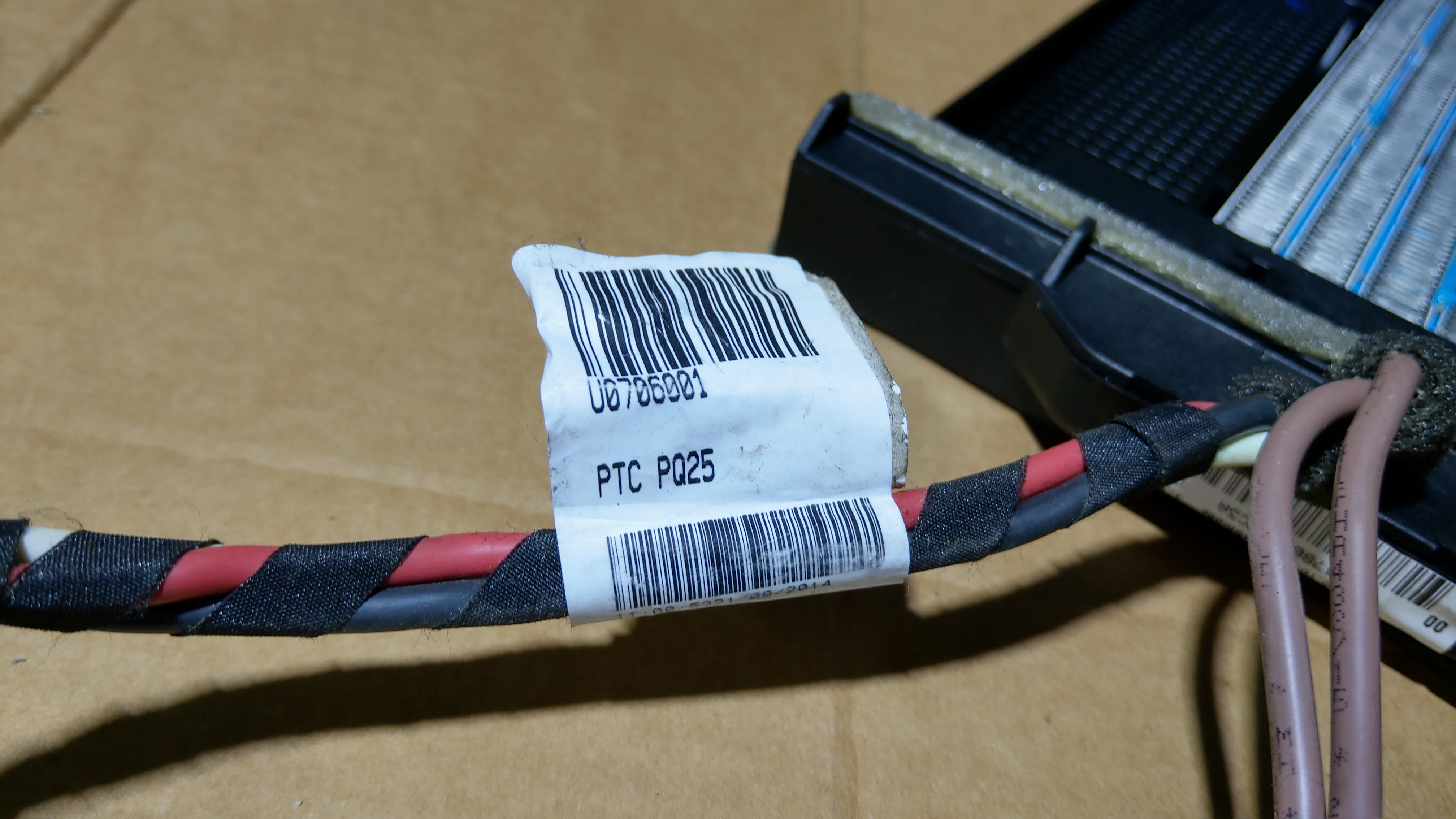 6R0963235 - PTC (high voltage heater). [4/9]