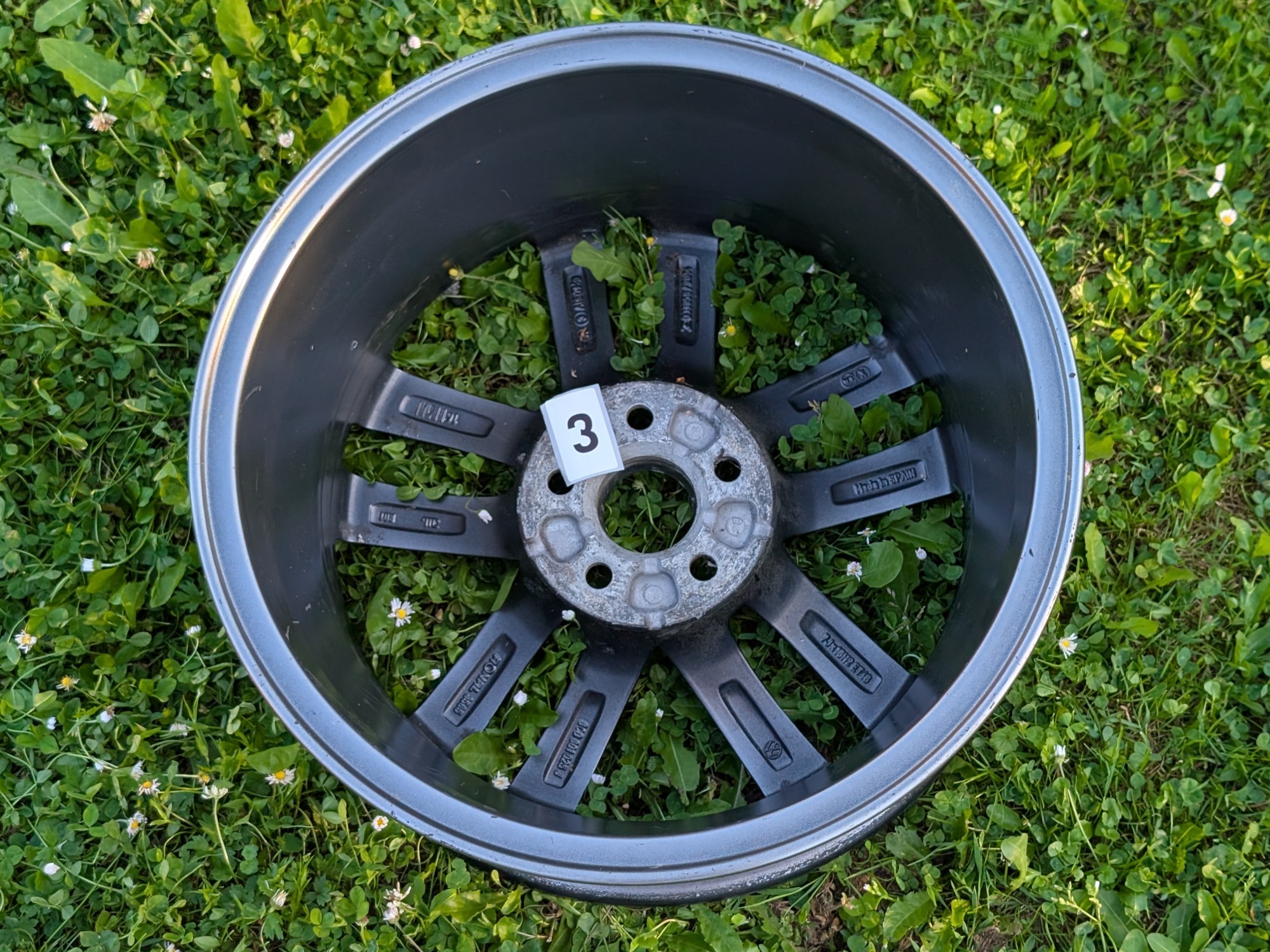 6C0601025JZ49 - Felga Salvador 16" #3 [8/17]