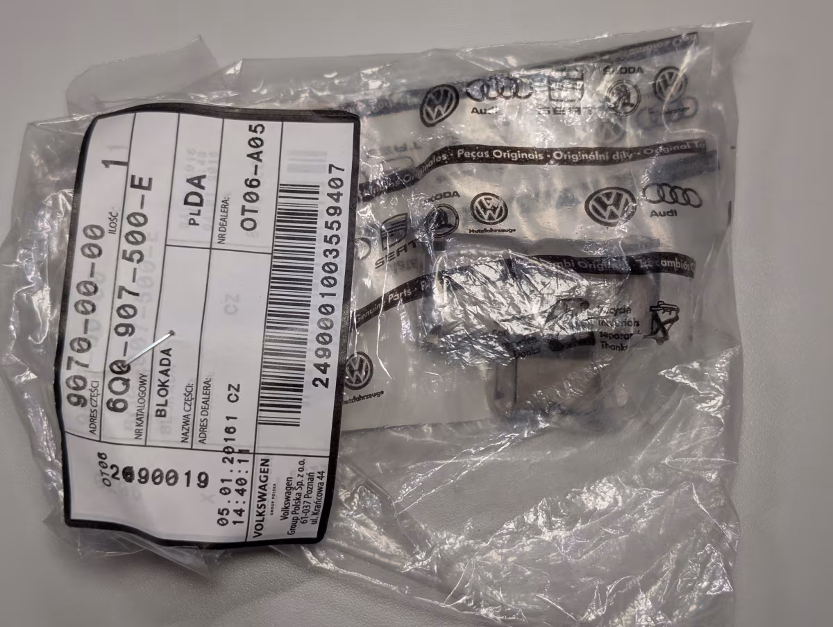 6Q0907500E - ECU locking holder [1/2]