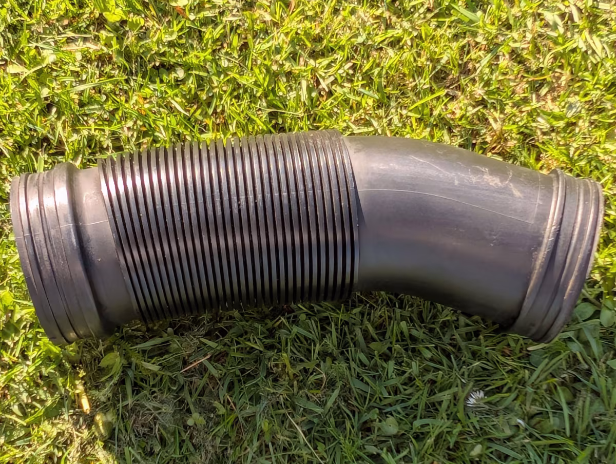 06F129684 - Audi TTS intake pipe [4/5]