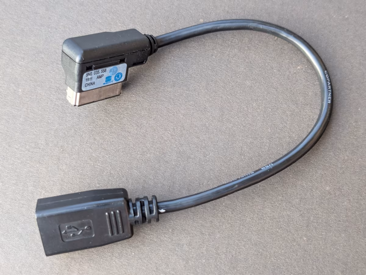 5N0035558 - Adapter USB do MEDIA-IN [1/6]
