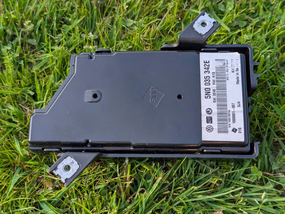 5N0035342E - MEDIA-IN control unit [2/8]