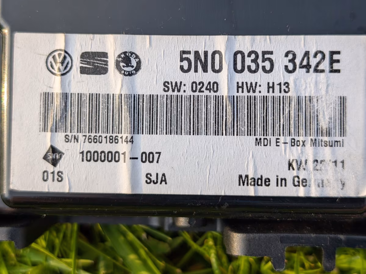 5N0035342E - MEDIA-IN control unit [7/8]