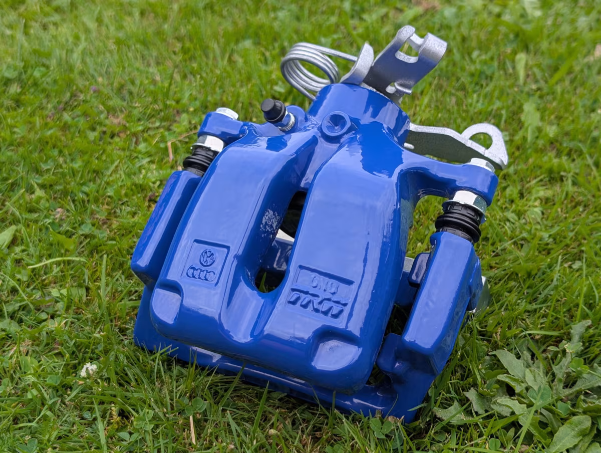 Audi A8 D3 rear calipers [4/9]