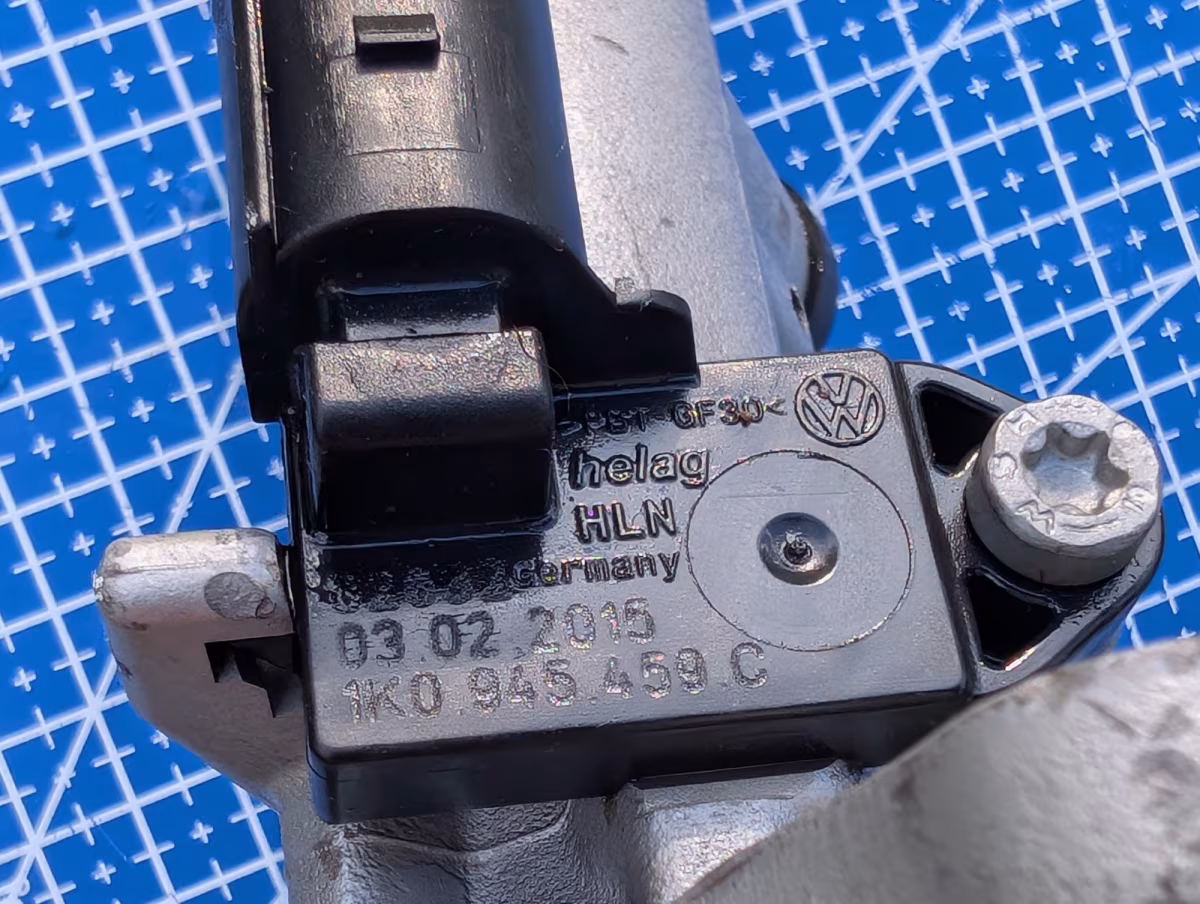 6R1611019F - Two-section master cylinder [6/8]