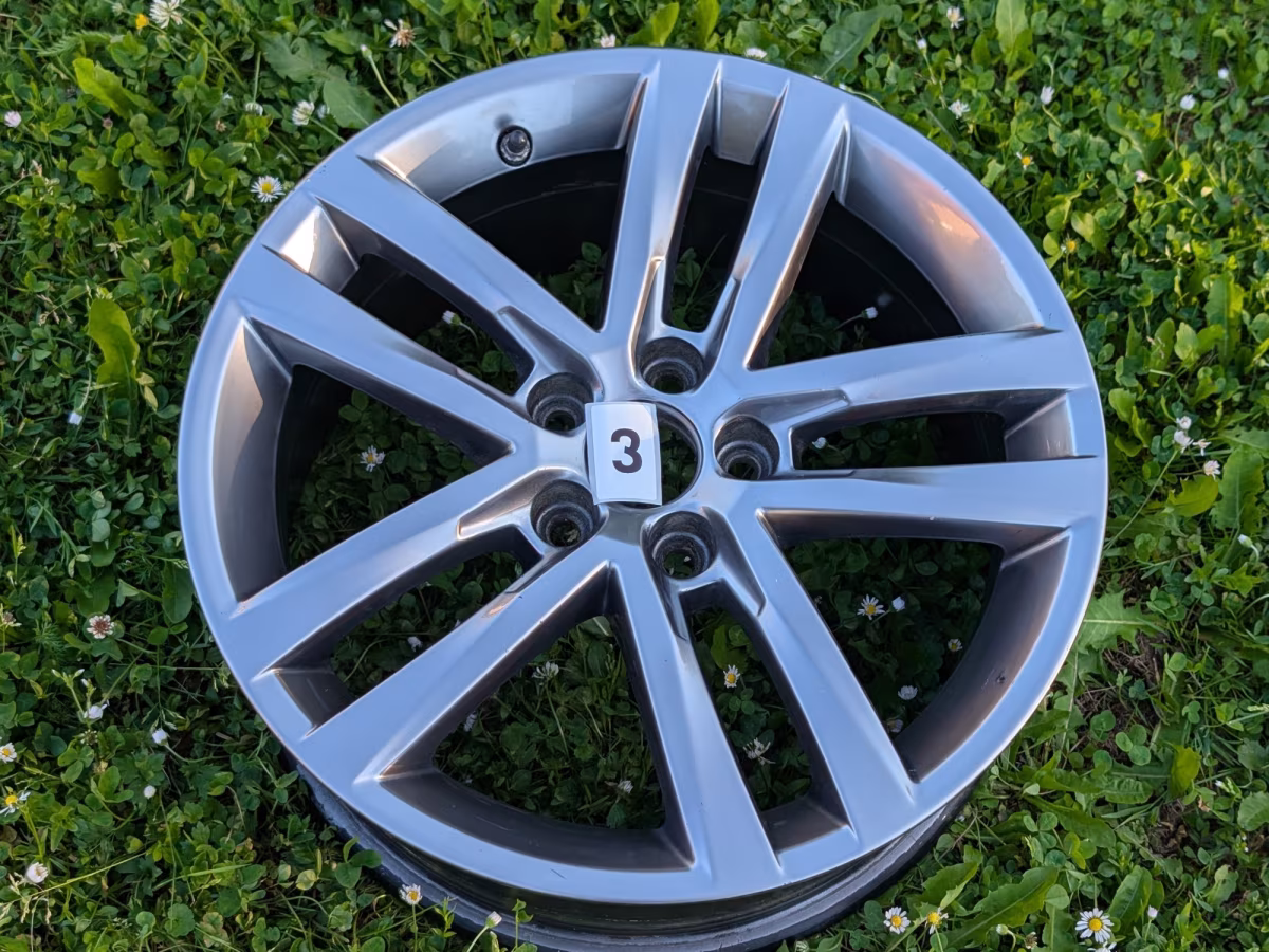 6C0601025JZ49 - Felga Salvador 16" #3 [1/17]