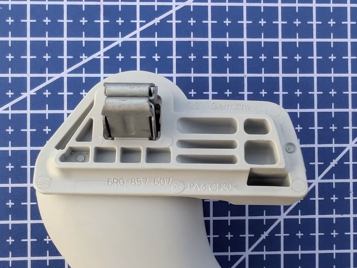 6R0857607Y20 - Folding handle with a clothes hanger [6/9]